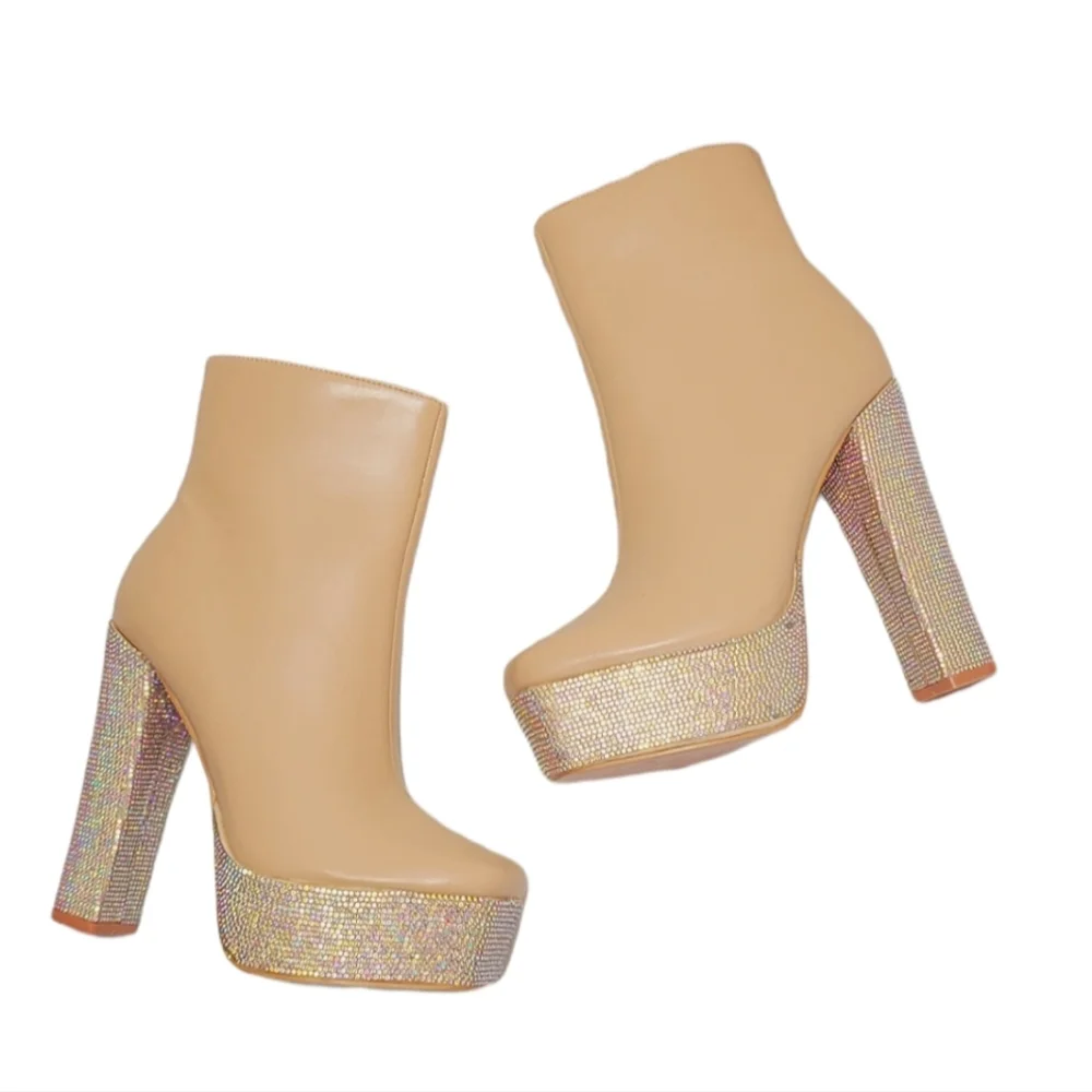 Glam Fashion Embellished Platform Cream Boots sz 9